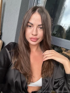 However a woman can give the best compliment silently simply by