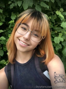 Beatrixmay just turned 18 and her page is already filled with part 124