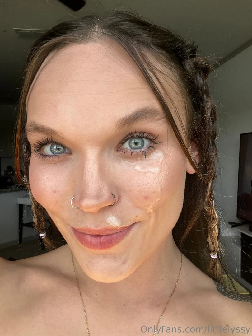 Hot as fuck cum subscribe lyssancris 