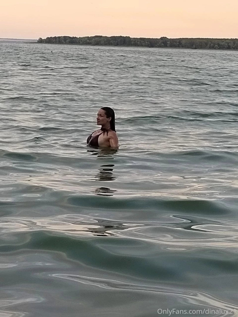 Would you like to start with underwater foreplay and end with sex on 