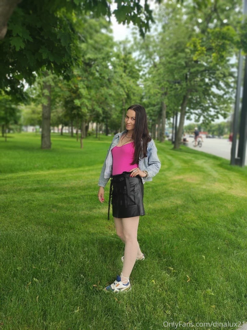 Baby do you like my slender body 