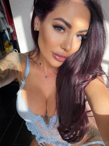 Share with me what traits do you like the most in girls