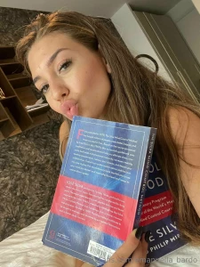 I gonna read one of my favs bestseller ever