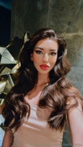 Hey babe this juicy pssy will make u real show don t stop me