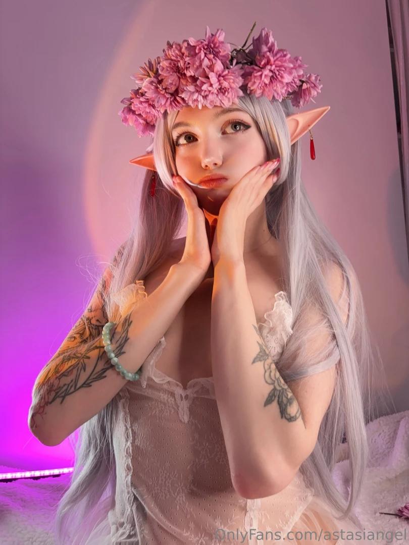 Wanna go on a magical adventure with frieren i promise it gets spicy 