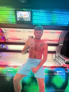 Guys girls ladies gents come and check my vip page i m always active