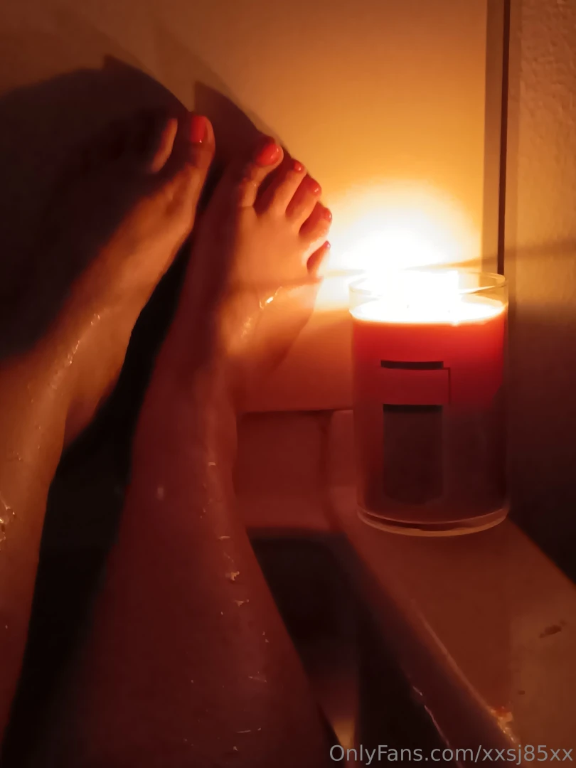 Relaxing candle lit bath moments with me - photos part 9 