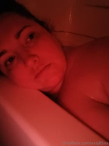 Relaxing candle lit bath moments with me - photos part 15