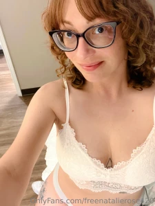 I do offer a girlfriend experience if anyone is interested 3 days for