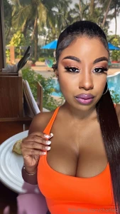 Theme this week the color orange orange can be a very strong and part 3