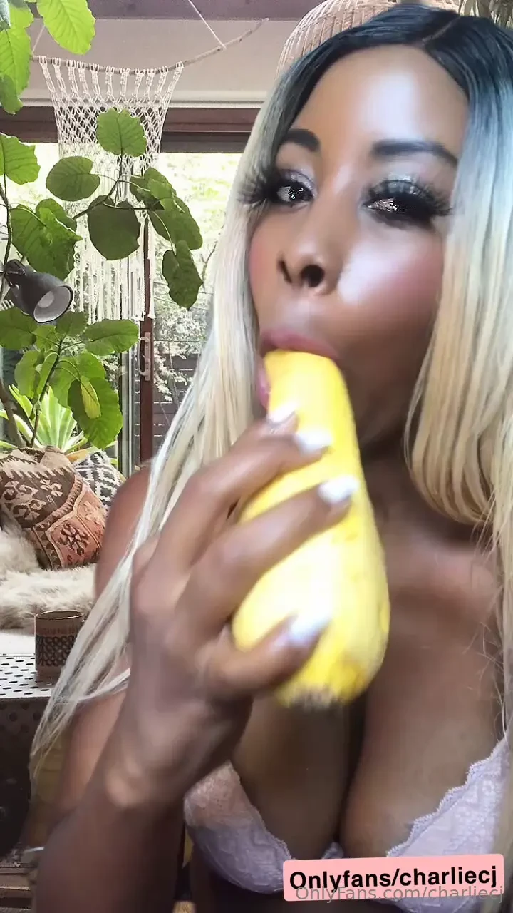 Theme i need some assistance how can i get this down my throat 