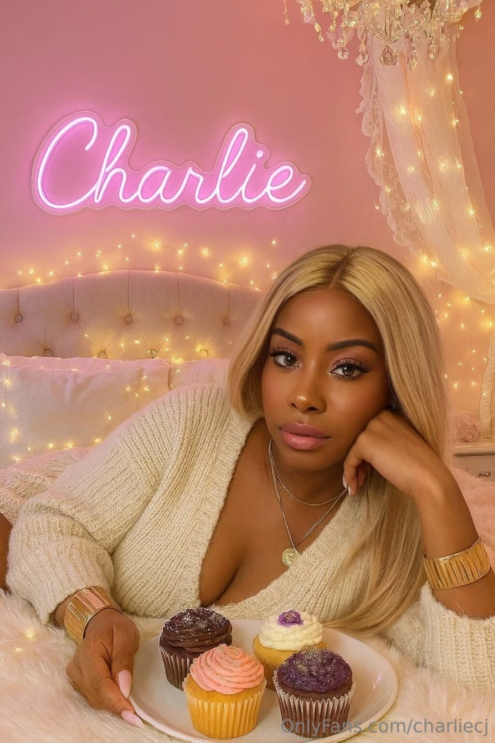 Eat me i mean eat em again yum yum yum 