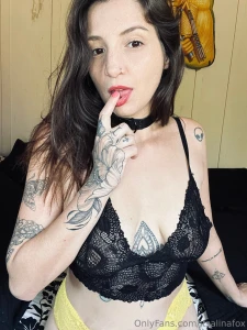 Soaking up the sun and good vibes in yellow lace and black details part 1