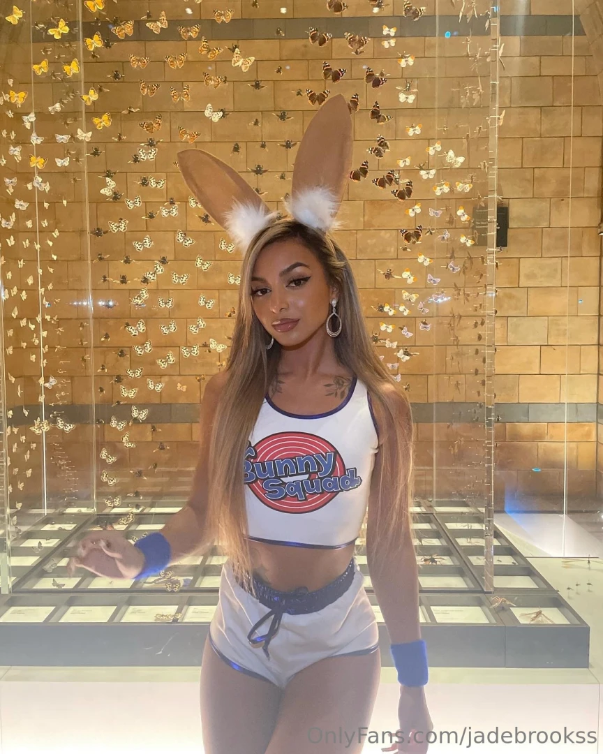 Never thought bunny ears would look sooo good on me what would you part 1 