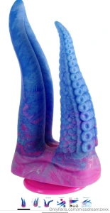 I just ordered this big beautiful beast of a dildo i think it s really