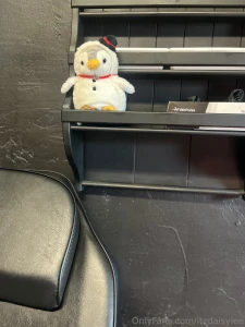 My schedule in case you guys didn t know i work at a tattoo shop i part 2