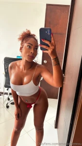 Keep staring i love the attention part 14