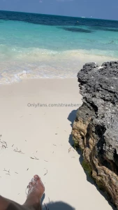 This place is amazing i am truly in paradise yesterday was a very long part 3