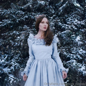 This was some years ago my jawline was snatched i will get back to