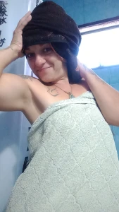 Tubetyboo i love to play and be naughty while i bathe me voy a hacer