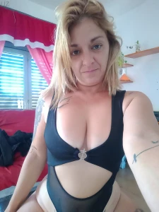 Tubetyboo provando ropita si me das tus consejos te mando mis videos part 5