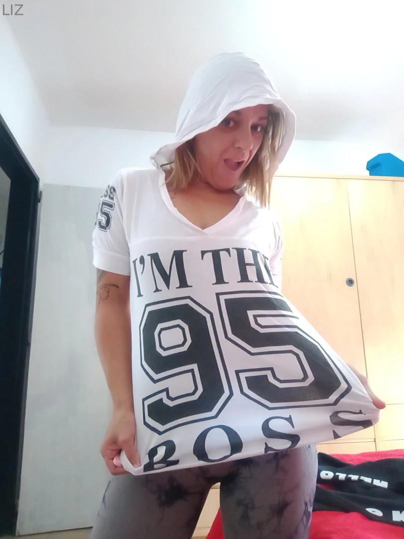 Amo esta camiseta ustedes que les parece decime por msj como me queda 