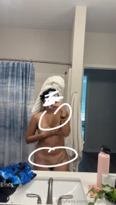 Do you like my tan lines papi