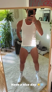 Wanna play part 1579