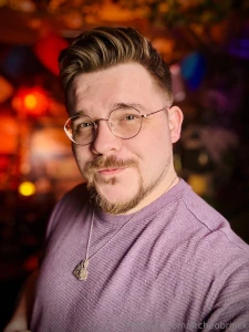 The face and the cock