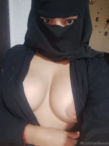 Did you have a nice weekend now it will be better seeing me hot part 1