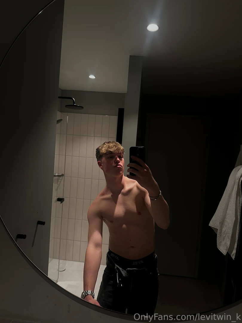 Heyyy boy are you ready for summer 