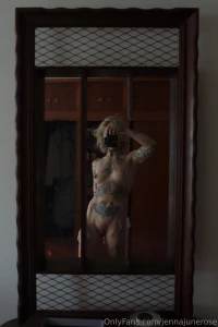 Jennajunerose1 part 2526100