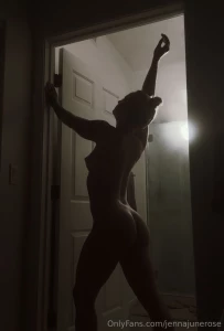 Jennajunerose1 part 2526198