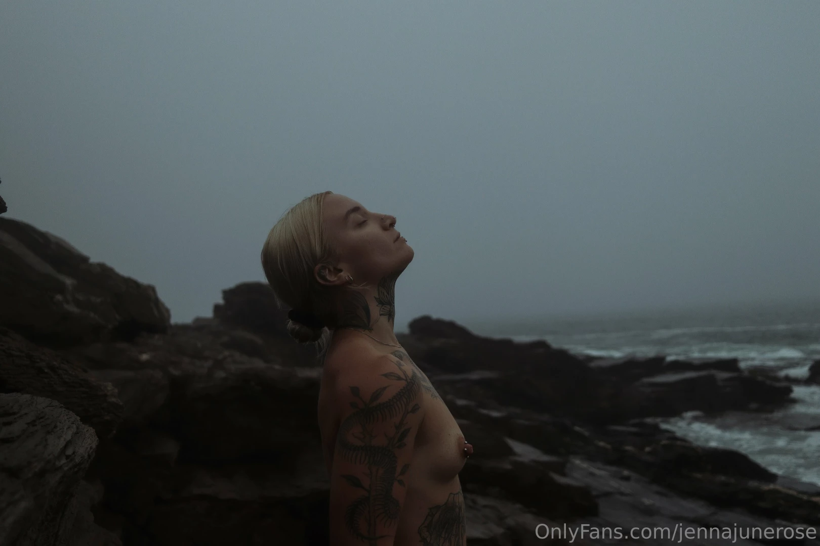 Naked in nature a saga lmao 