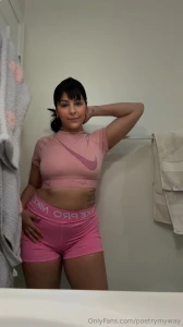 Photo dump in my new gym outfit part 2