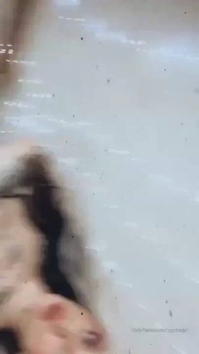 Will reply to messages soon just at my birthday shoot 