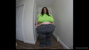 Fat chat about how much dinner and cupcakes i just stuffed into my gut