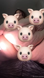 Mmmmf i am a lardass fantasizing about being a fatass in a public