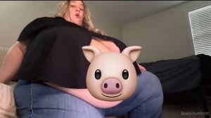 In this fantasy custom-paid clip i roleplay as your girlfriend who is