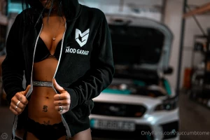 Okay so i ve had a lot of you my fans ask for nudes in my subie i m