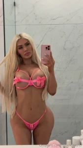 Just slipped into the sexiest hotpink lingerie and couldn t help but