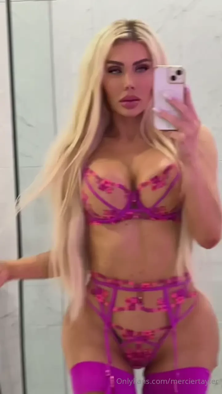 Can you imagine what it d feel like if i was there with you right now 