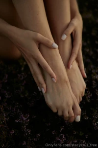 Someone like feet here