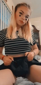 Want to see me without the clothes on brat sub submissive alternative