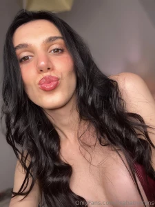 Catching lights catching eyes