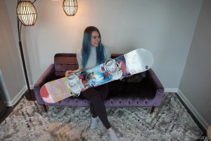 I just filmed an oftv episode on how to wax your snowboard it s in the part 2