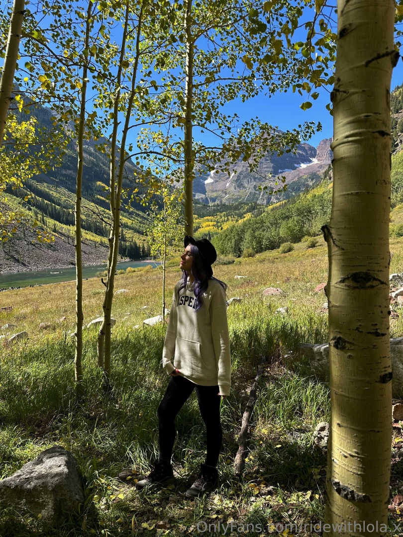 In the heart of aspen where the aspen trees begin to glow with yellow part 2 