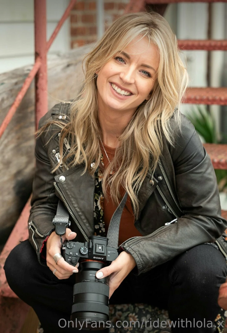 Ready to embark on an adventure in the sunshine state through the lens 