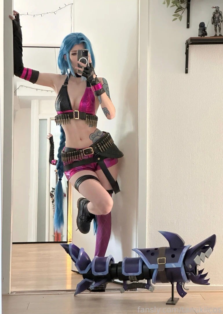 Finally my long procrastinated jinx cosplay spent a lot of time on part 1 