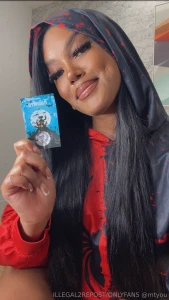 Wow someone wonnnn message me to play right now lola s game